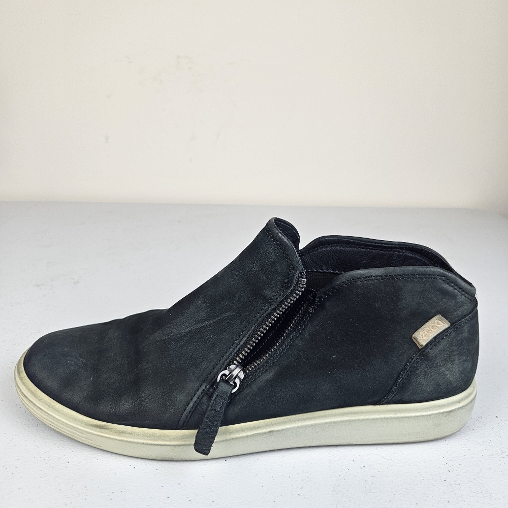 Ecco Soft7 Women's Black Nubuck Side Zip Bootie Sneakers Size 42 US 11-11.5